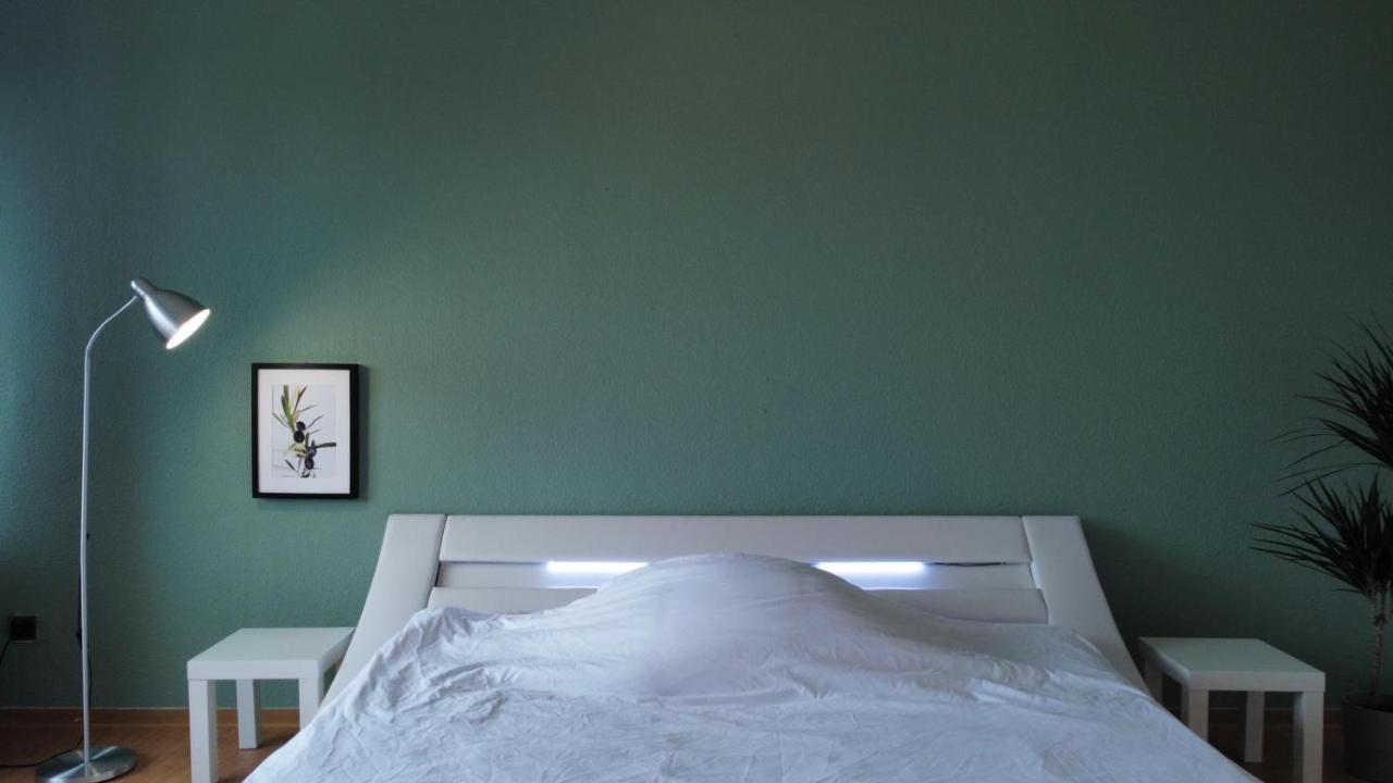Budget Suite Mit Balkon - Privatzimmer In Wohnung - Netflix & Minibar Inklusive Koblenz  Eksteriør billede