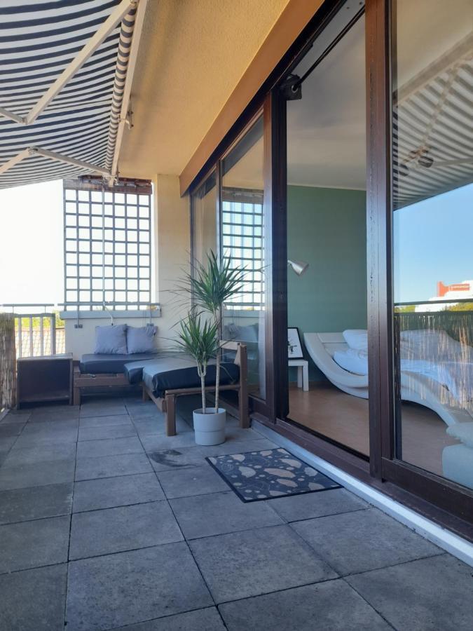 Budget Suite Mit Balkon - Privatzimmer In Wohnung - Netflix & Minibar Inklusive Koblenz  Eksteriør billede